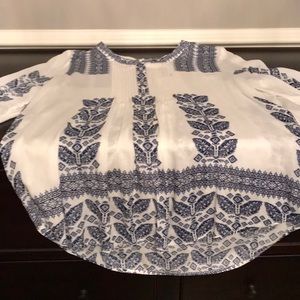 Light Airy Gorgeous Summer Fun Blouse